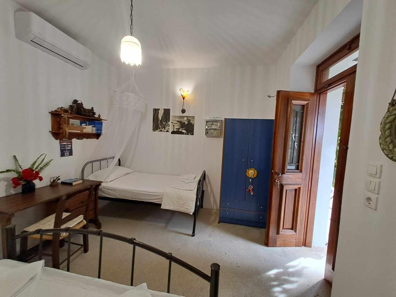 Olga's Traditional Stone House, Palaiochora * Kondokinigi